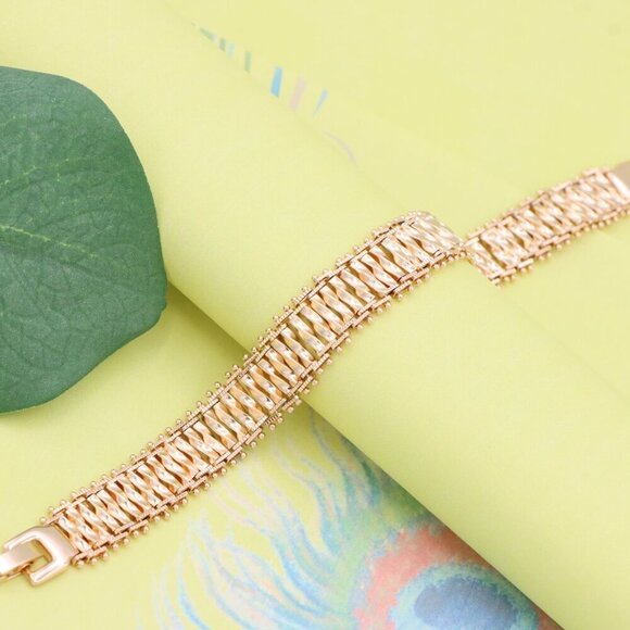 "Elegant Rose Gold Wide Link Bracelet in High Polish Finish, XPBL1121 - Picture 7 of 12